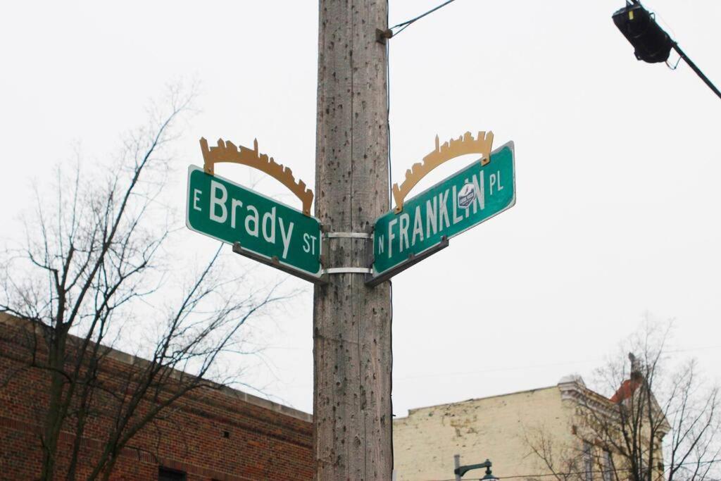 Renovated Brady St. Classic Milwaukee Luaran gambar
